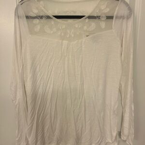 LC Lauren Conrad Women’s White Long Sleeve  Lace Top Size Medium